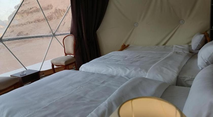 Wadi Rum Bubble Tent & Bedouin Style Номер фото