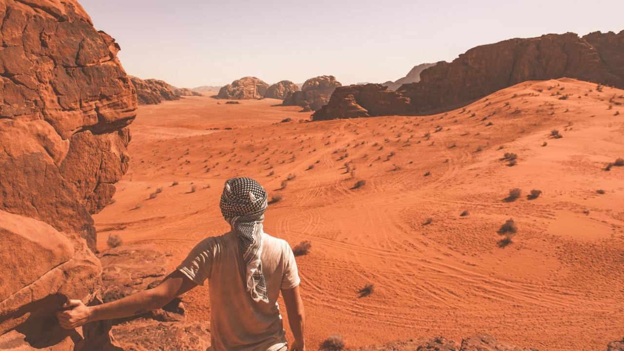 Wadi Rum Bubble Tent & Bedouin Style Экстерьер фото